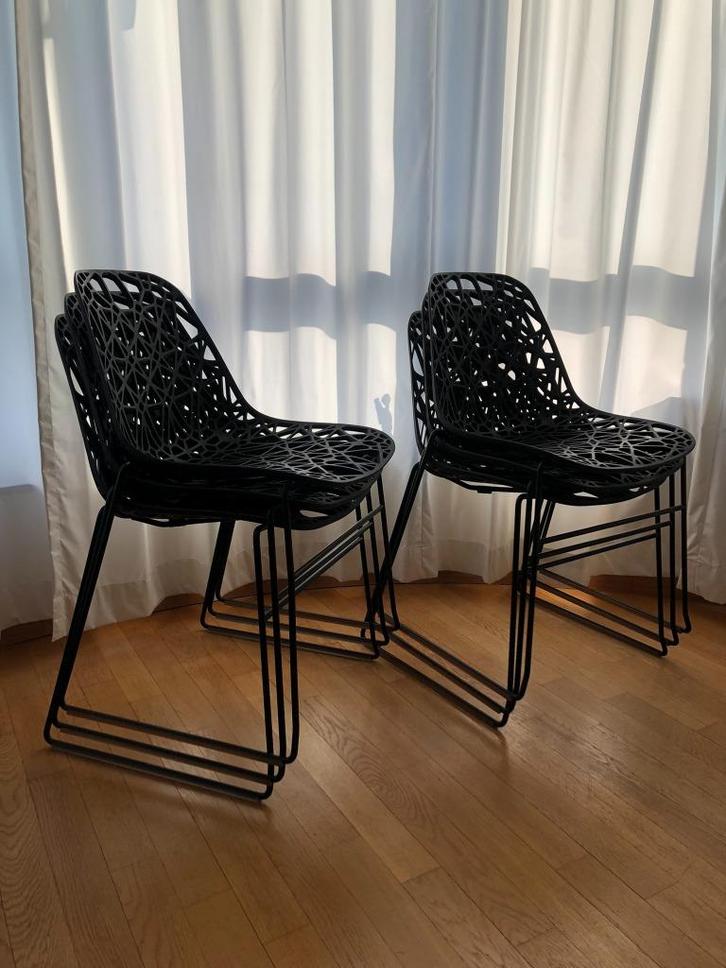 Chaises Zach noires (Habitat), Huis en Inrichting, Stoelen, Zo goed als nieuw, Vijf, Zes of meer stoelen, Kunststof, Metaal, Zwart