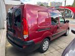 Renault Kangoo Maxi utilitaire //1500dci//clim//a saisir!!, Auto's, Voorwielaandrijving, Stof, Elektrische ramen, 4 cilinders