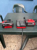 Einhel batterij en oplader, Tuin en Terras, Ophalen, Zo goed als nieuw, Accu-grasmaaier, EINHEL