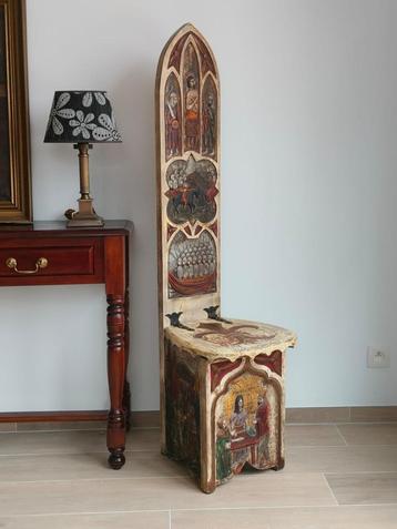 Spanish medieval renaissance (Mudejar) hand carved seat
