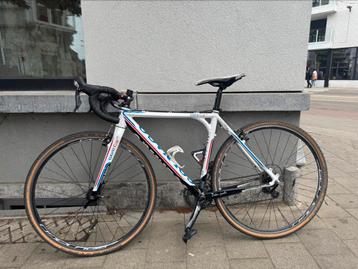 Koersfiets Colnago, Fietsen en Brommers, Ophalen of Verzenden, Zo goed als nieuw, Carbon, Giant