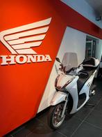 Honda SH350 (bj 2022), Motoren, Scooter, Bedrijf, 350 cc, 12 t/m 35 kW