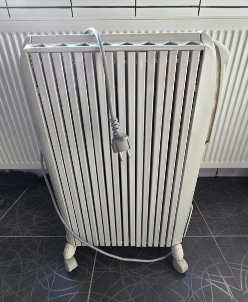 Delonghi Dragon 3 elektrische radiator op wieltjes, 2000W, Doe-het-zelf en Bouw, Verwarming en Radiatoren, Gebruikt, Radiator