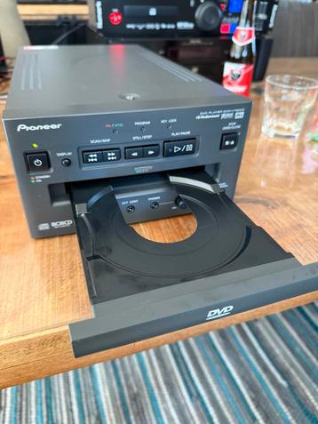 Pioneer dvd speler professioneel DVD-V7300D beschikbaar voor biedingen