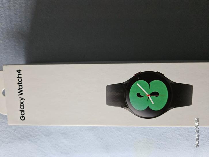 79€ Samsung galaxy watch 4, Handtassen en Accessoires, Smartwatches, Zo goed als nieuw, Zwart, GPS, Ophalen