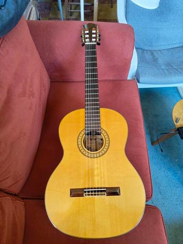 Salvador Cortez CS-60 klassieke gitaar beschikbaar voor biedingen