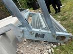 Gegalvaniseerde stalen trap met kokertrapbomen, Ophalen