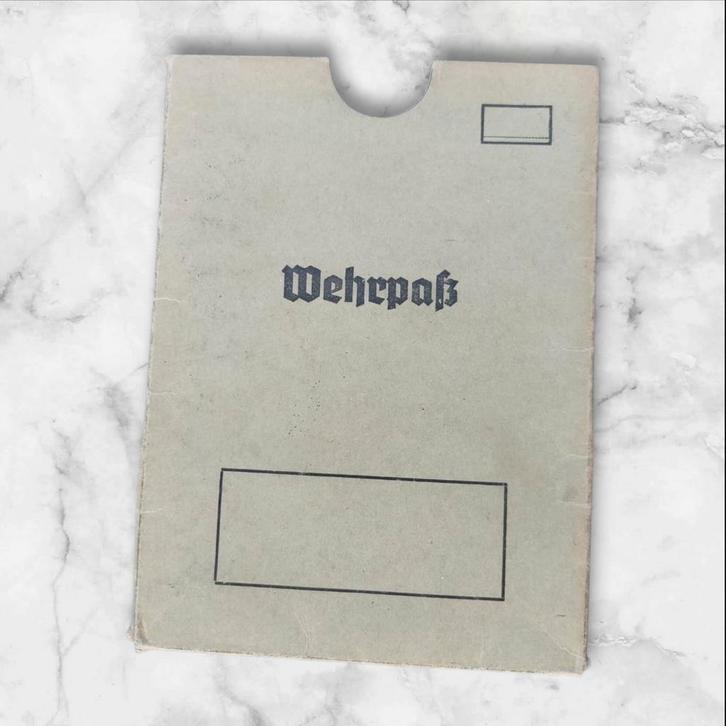 Duitse WO2 Wehrpass cover, Verzamelen, Militaria | Tweede Wereldoorlog, Ophalen of Verzenden