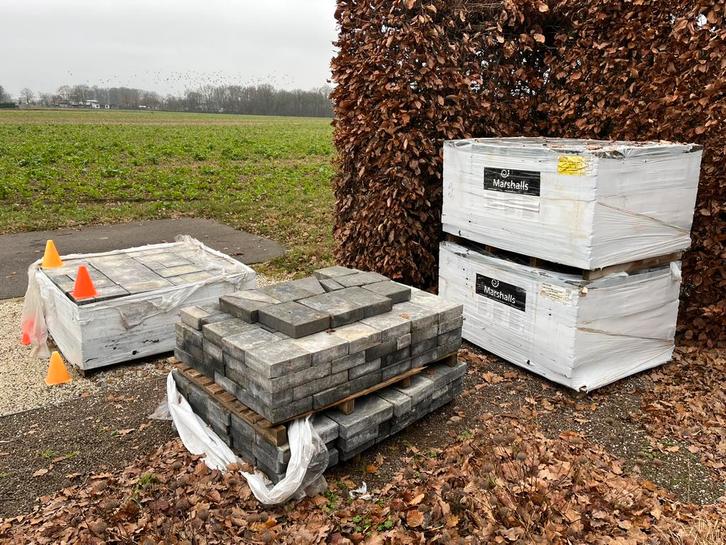 Nieuwe klinkers/betontegels, Tuin en Terras, Tegels en Klinkers, Klinkers, Grind, Ophalen