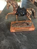 Paard, Enlèvement, Bronze