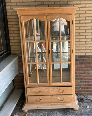 Vitrine kast