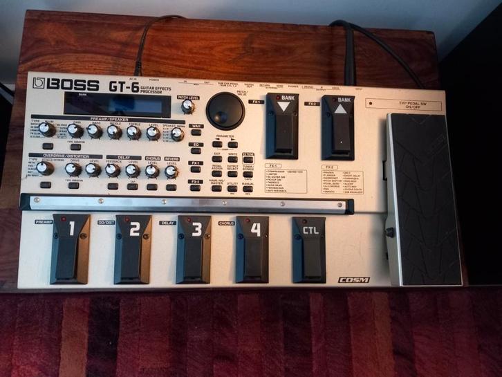 pédale multi-effets BOSS GT6, Musique & Instruments, Effets, Comme neuf, Enlèvement