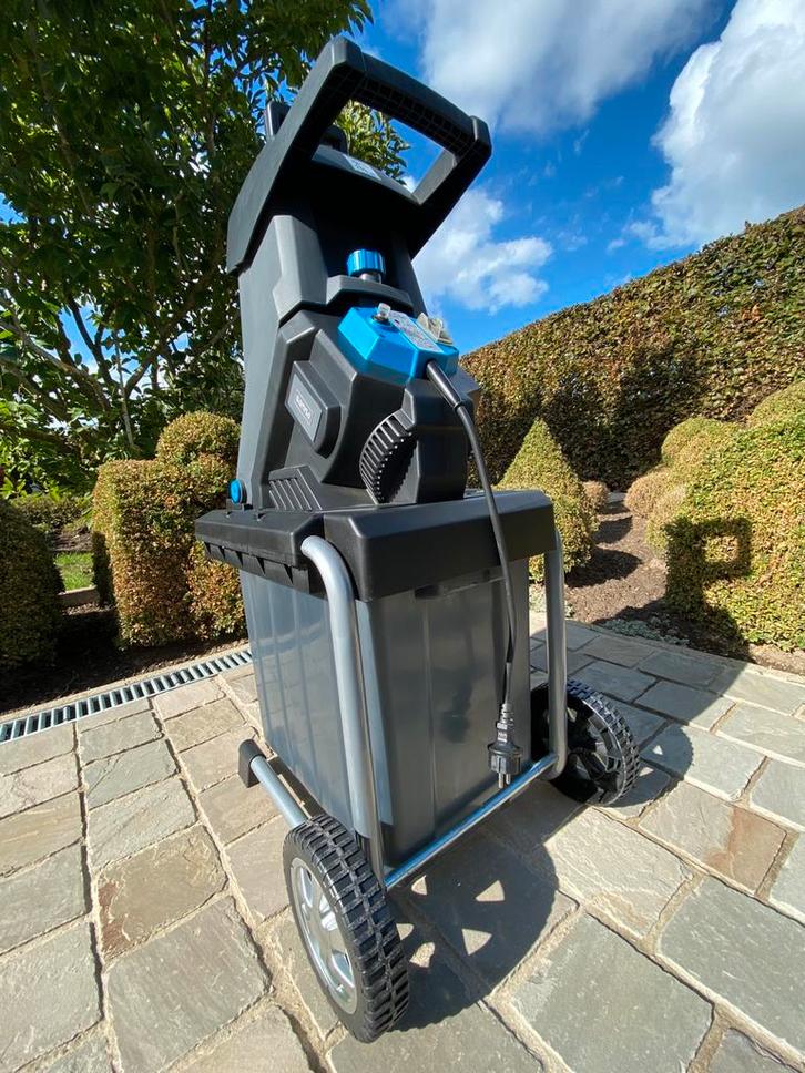 Hakselaar, Tuin en Terras, Hakselaars, Zo goed als nieuw, Elektrisch, Met opvangbak, Ophalen