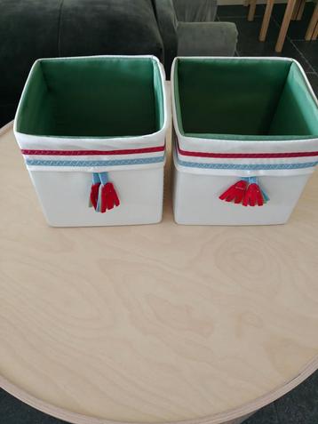 Set van opberg mandjes beschikbaar voor biedingen