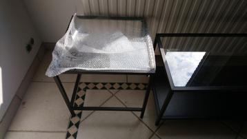 Table d'appoint salon métal et verre noire 