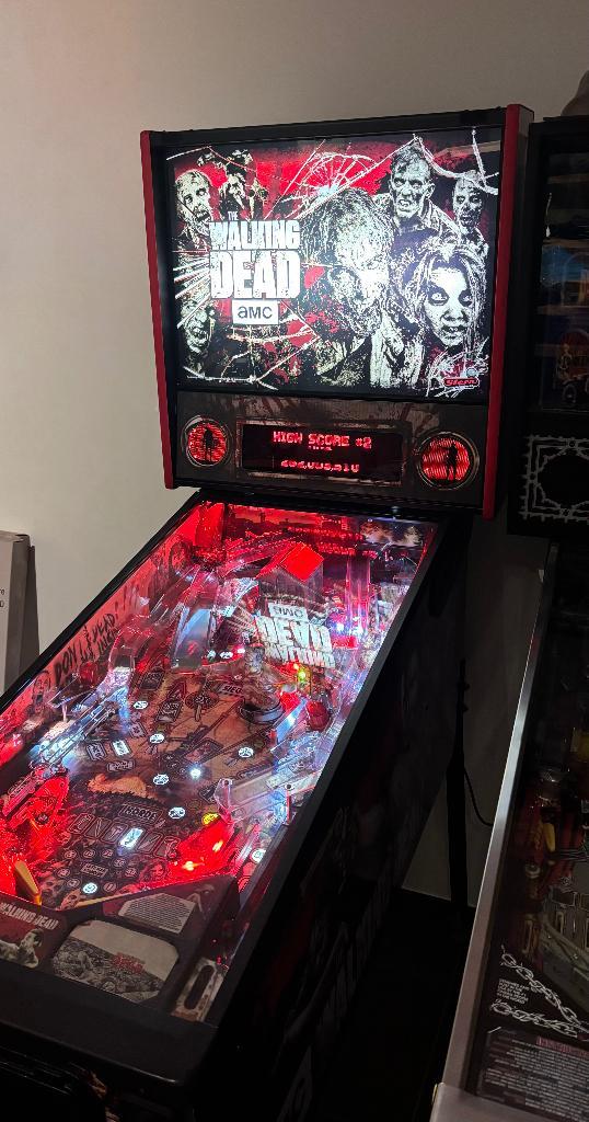 Flipperkast Stern walking dead pro, Verzamelen, Automaten | Flipperkasten, Zo goed als nieuw, Dot-matrix, Flipperkast, Stern, Ophalen