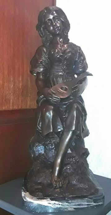 bronze : statue en bronze d'environ 1 m de haut - Mignon 