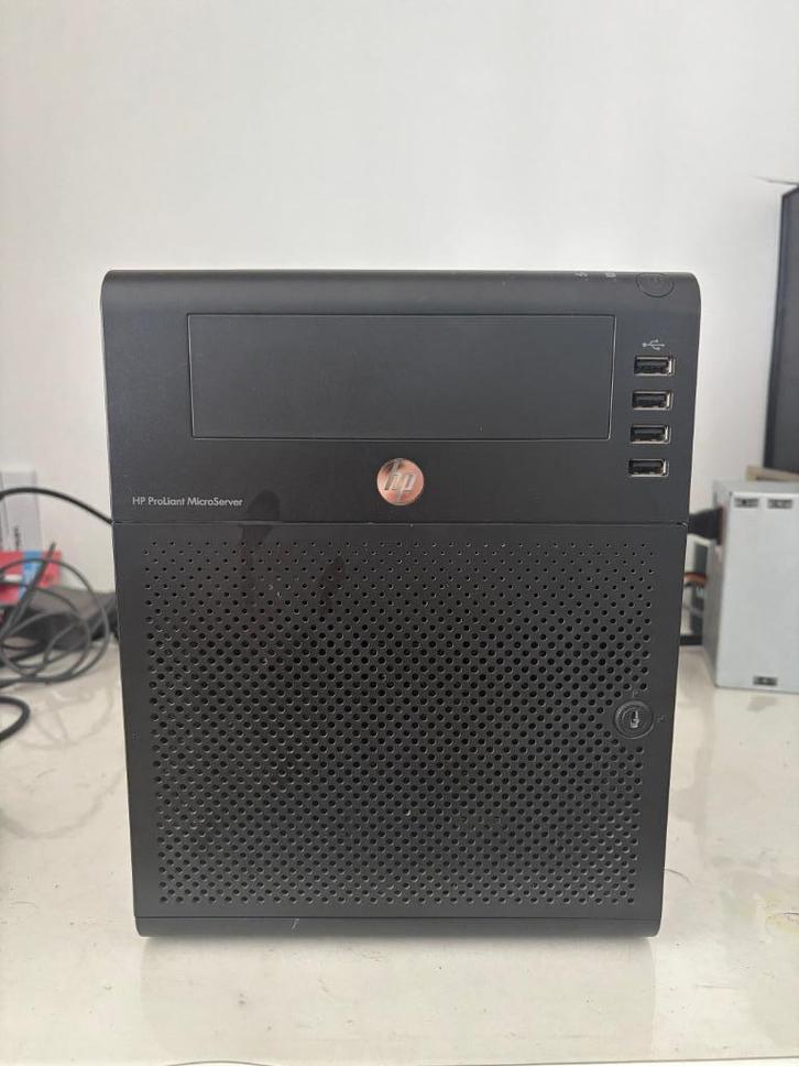 HP ProLiant MicroServer (Alimentation HS), Computers en Software, Servers, Gebruikt, Minder dan 2 Ghz, Ophalen of Verzenden