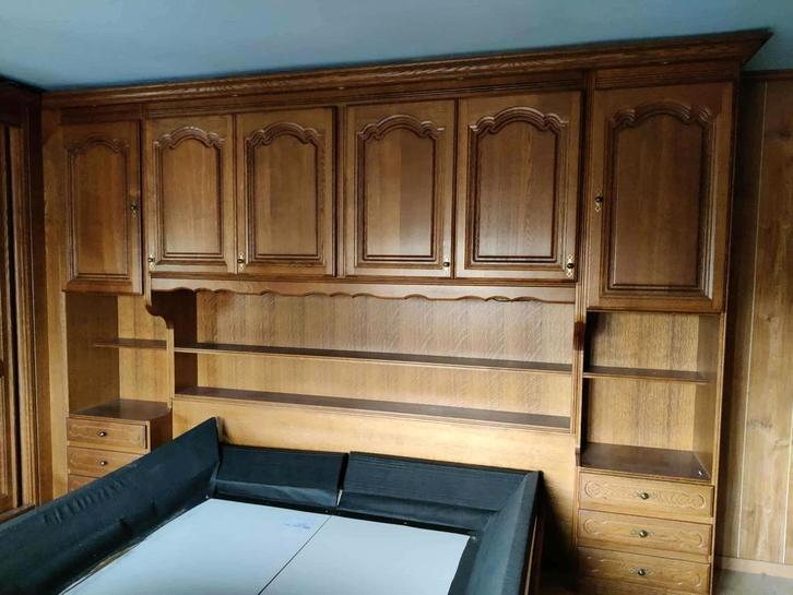 GRATIS Volledige slaapkamer met kleerkasten, Huis en Inrichting, Slaapkamer | Complete slaapkamers, Gebruikt, Tweepersoons, Ophalen