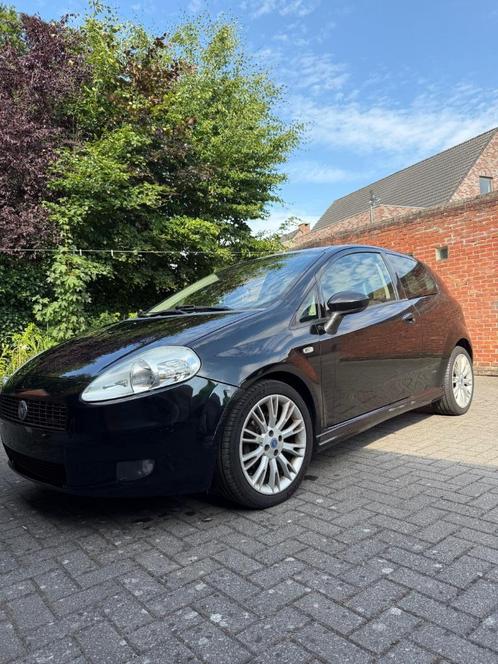 Fiat punto 1.3, Auto's, Fiat, Particulier, Punto, Airbags, Centrale vergrendeling, Elektrische ramen, Isofix, Keyless entry, Radio