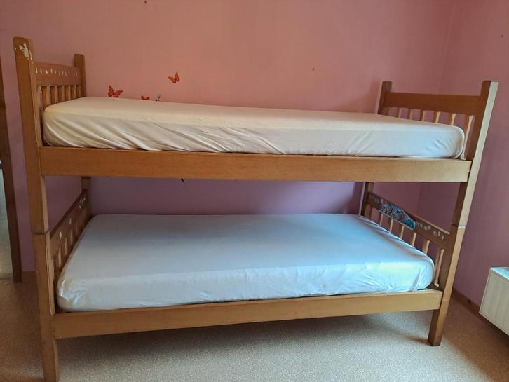 eiken stapelbed, bedden kunnen ook apart gezet worden, Huis en Inrichting, Slaapkamer | Bedden, Gebruikt, Ophalen