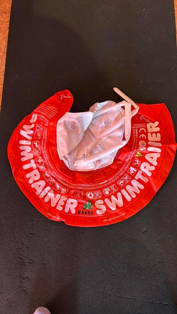 Fred swimtrainer zwemband baby beschikbaar voor biedingen