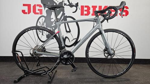 racefiets BMC Roadmachine 02 three disc carbon, Hobby en Vrije tijd, Overige Hobby en Vrije tijd, Zo goed als nieuw, Ophalen
