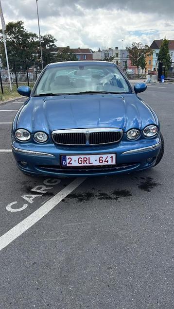 Jaguar X tape -2L V6 top staat  beschikbaar voor biedingen