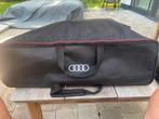 Audi verzorgingskit in tas en grote tas, Ophalen, Nieuw