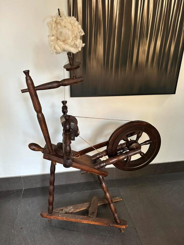 Groot antiek houten spinnewiel – 19e eeuw, Antiek en Kunst, Antiek | Woonaccessoires, Ophalen