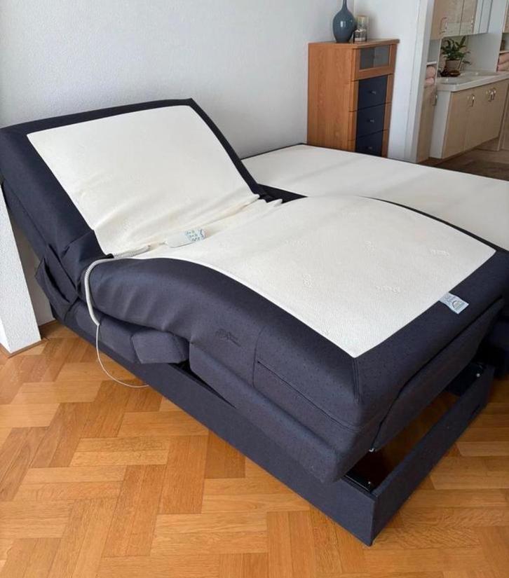 Jensen ‘supreme’ boxspring XXL (210x210) -> np. €15.000!, Maison & Meubles, Chambre à coucher | Lits, Utilisé, Deux personnes
