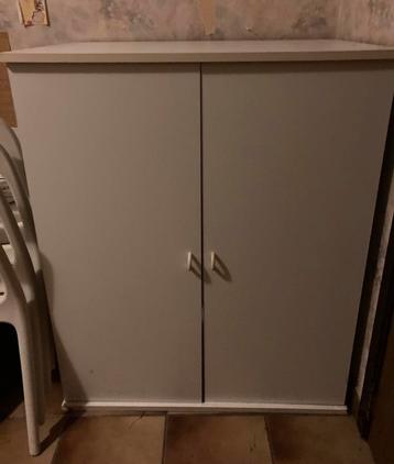 Op te kuisen Kast (108 x 91 x51 cm) beschikbaar voor biedingen