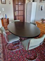 Vintage eettafel + 4 stoelen, Huis en Inrichting, Tafels | Eettafels, Ophalen, Zo goed als nieuw