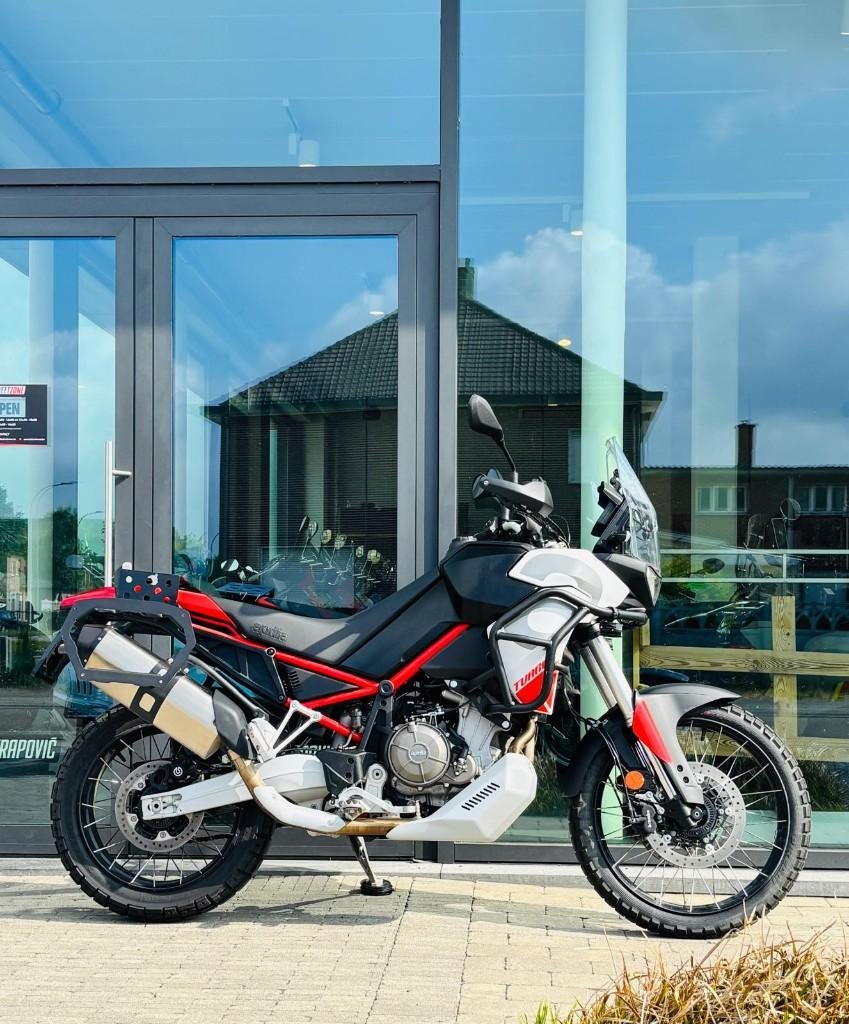 KOOPJE Aprilia Tuareg 660 E5+ Hailstorm White, Motos, Motos | Aprilia, Permis Moto A, Tourisme, Entreprise, Plus de 35 kW