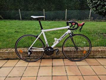 Vélo de route Btwin Triban 3 * T3 * 51