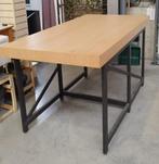 Grande table, présentoir pour magasin, avec plateau en bois, Ophalen, Zo goed als nieuw, Hout