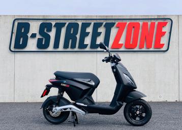 -700 euro ZOMERVOORDEEL! Piaggio 1 + elektrisch, Fietsen en Brommers, Ophalen, Nieuw, Elektrisch