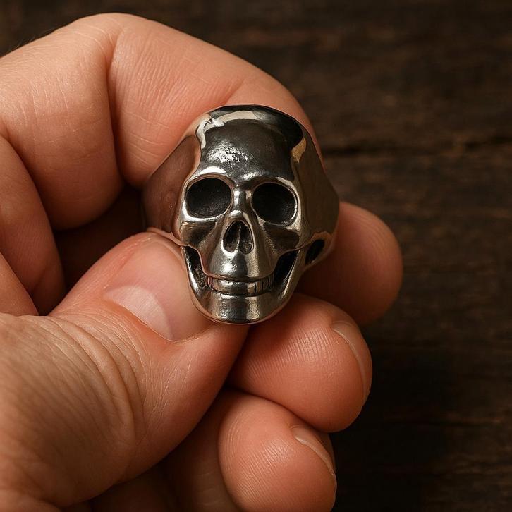 Verchroomde Skull Ring - 19mm - Met Zwarte Ogen., Motoren, Accessoires | Overige, Nieuw, Verzenden