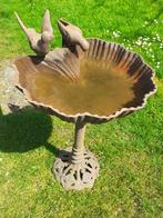 GRAND BAIN D'OISEAUX EN FONTE PATINEE, Enlèvement, Utilisé