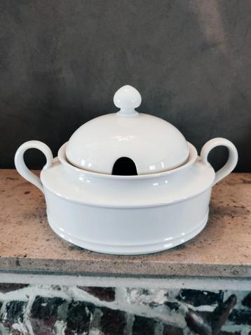 Soepterrine  beschikbaar voor biedingen