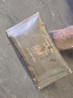 Kit de couture Coca Cola américain de la Seconde Guerre mond, Enlèvement