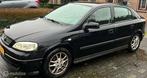 Opel Astra 1.6-16V Edition, Auto's, Opel, 4 cilinders, Zwart, Electronic Stability Program (ESP), Bedrijf