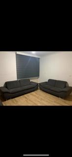 MODERNE EN ZEER SCHONE BANKSET, Huis en Inrichting, Ophalen