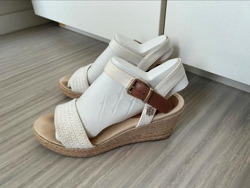 Sandales compensées blanches Tommy Hilfiger (7 cm) taille 39, Vêtements | Femmes, Chaussures, Porté, Sandales et Mûles, Blanc