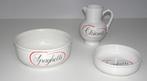 Servies spaghetti en wijnkruik  NIEUW, Huis en Inrichting, Nieuw, Ophalen of Verzenden, Overige stijlen, Porselein