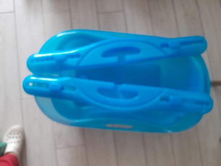 Baignoire bébé +fixation pour baignoire classique, Enfants & Bébés, Bains & Soins, Utilisé, Baignoire, Enlèvement