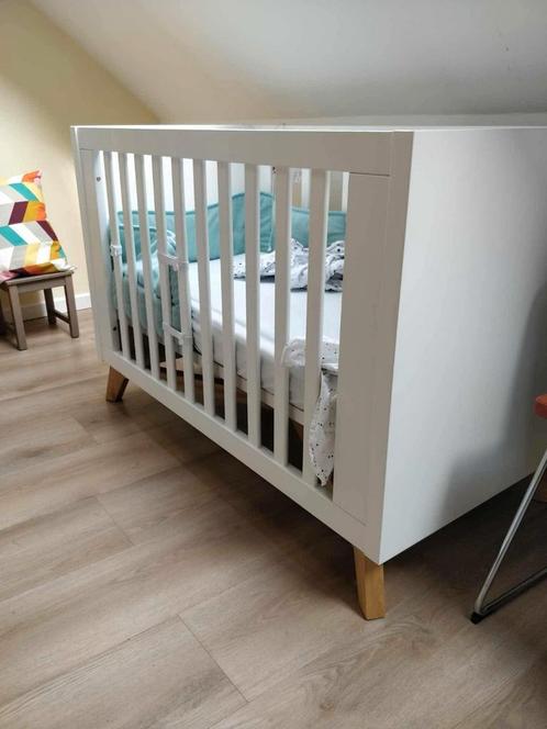 Babykamer 3 delig, Kinderen en Baby's, Kinderkamer | Complete kinderkamers, Zo goed als nieuw, Ophalen
