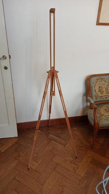 Opvouwbare ezel beschikbaar voor biedingen