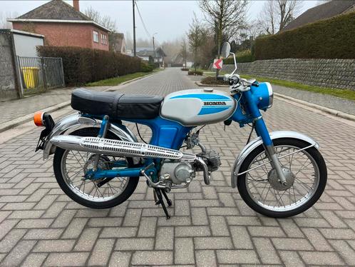 Honda SS50 met papieren, Fietsen en Brommers, Brommers | Oldtimers, Ophalen