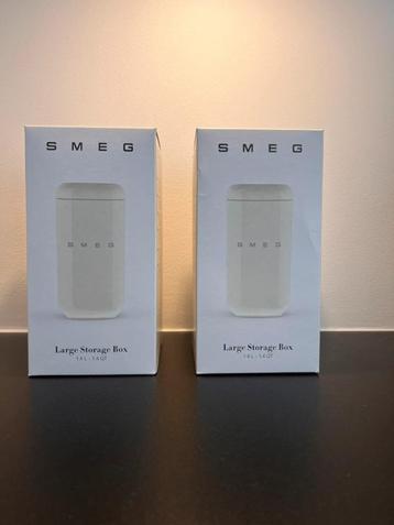 Opbergdozen SMEG 1,4L beschikbaar voor biedingen